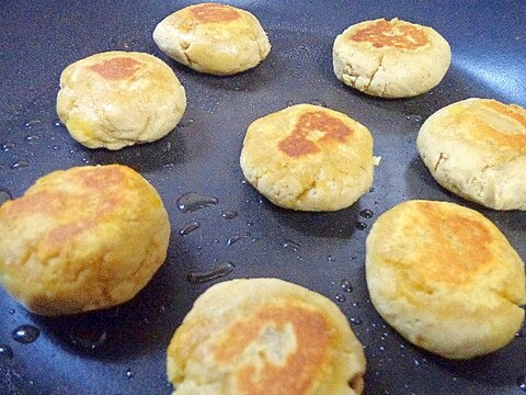 ほっこり素朴♪そば安納芋焼き饅頭